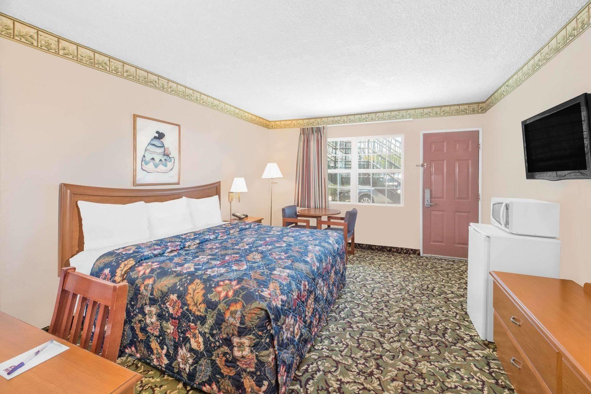 Knights Inn & Suites Pecos Exterior foto